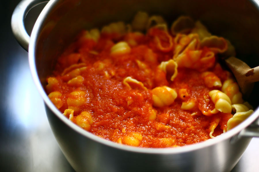 Baked Pasta with Tomatoes, Mozzarella and Aged Gouda