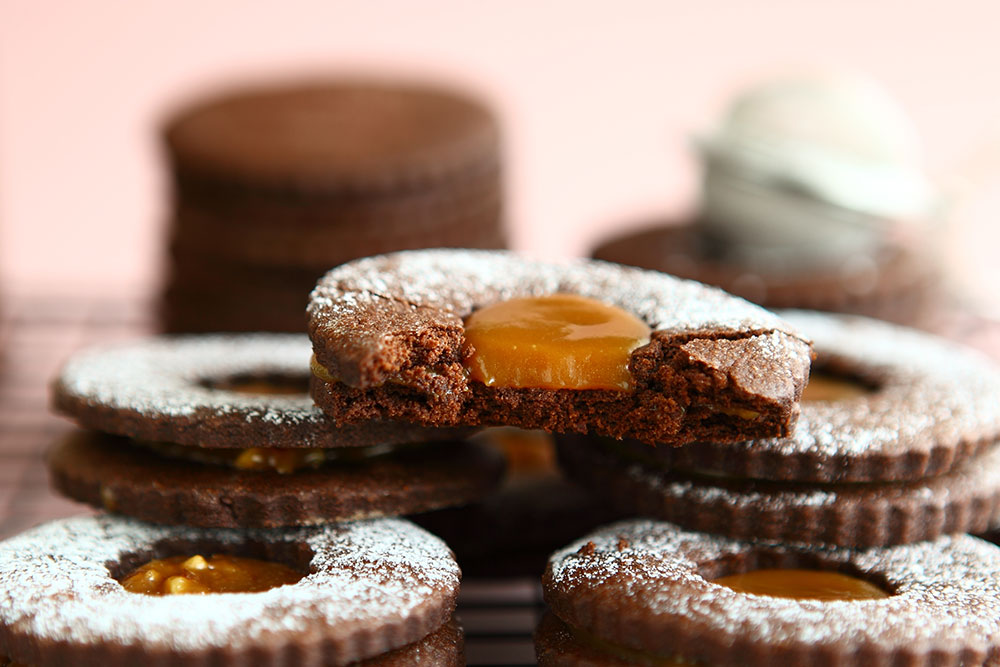 Caramel Beurre Sale Sandwich Cookies