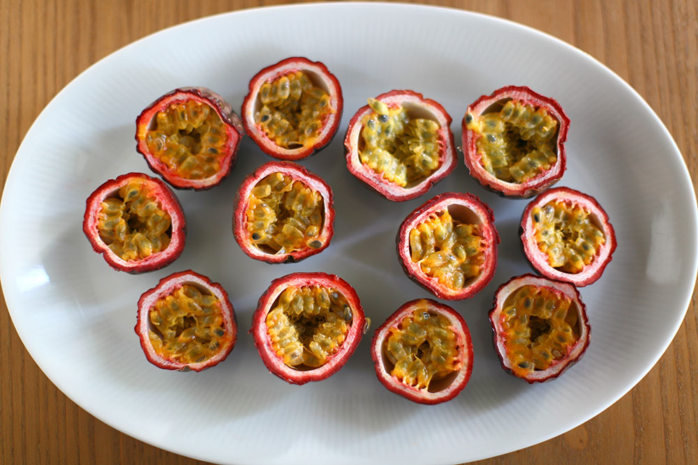 Passion Fruit Kesilmiş