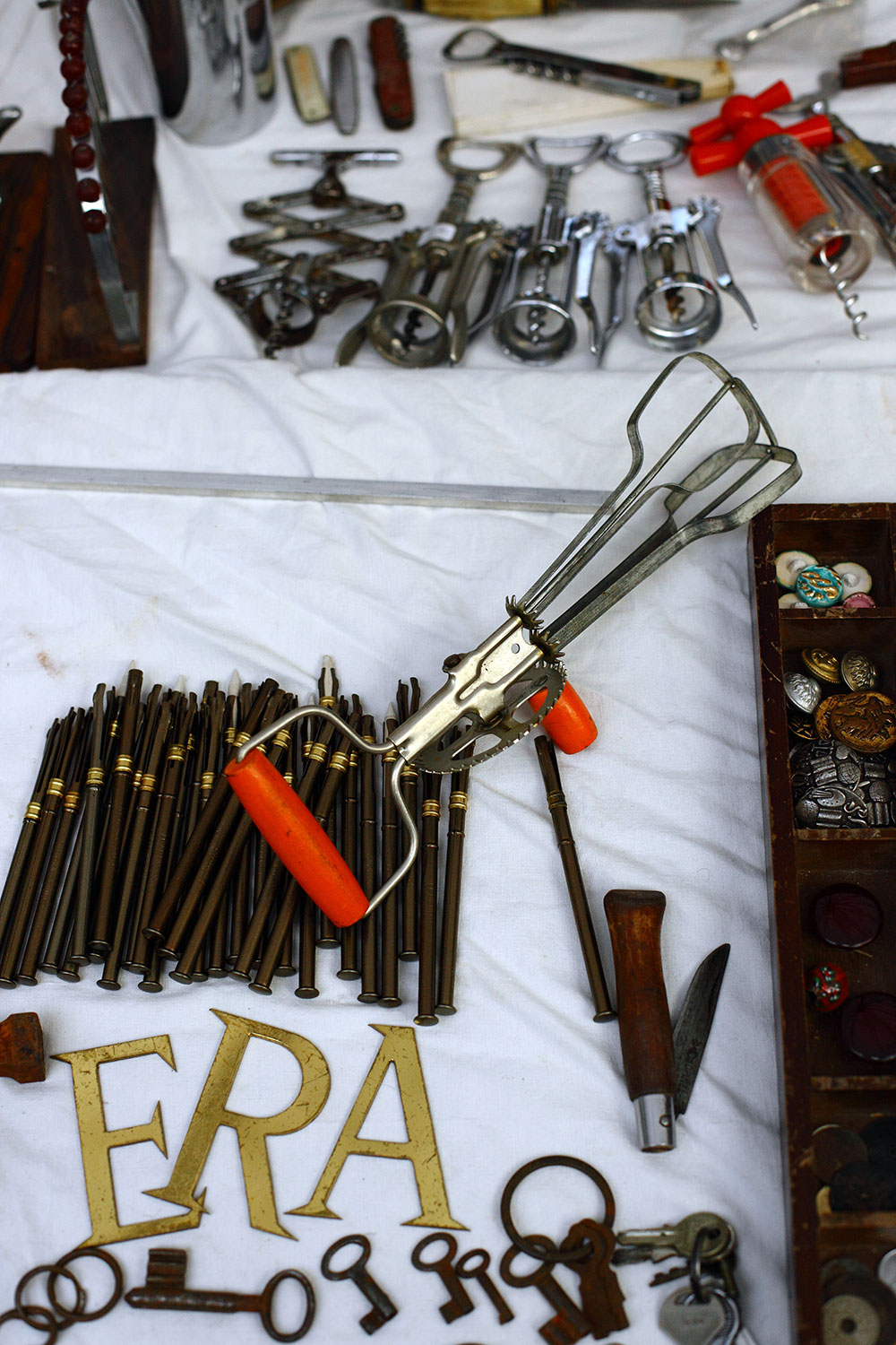 Paris Flea Markets - Puces de Vanves 2